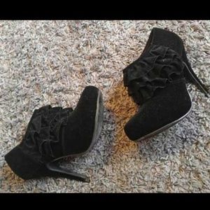 Black velvet ruffled booties